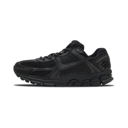 Nike Zoom Vomero 5 « Triple Black »